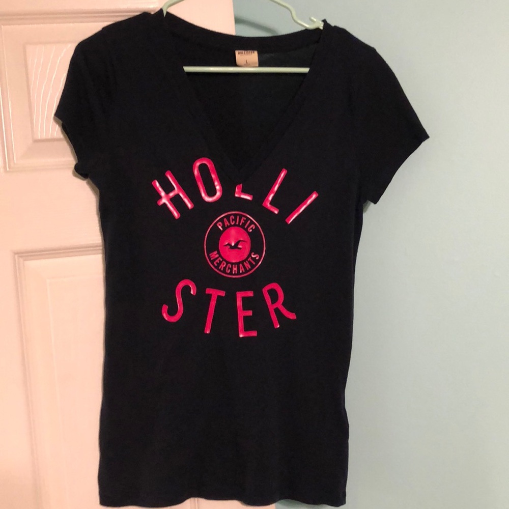 Hollister shirt